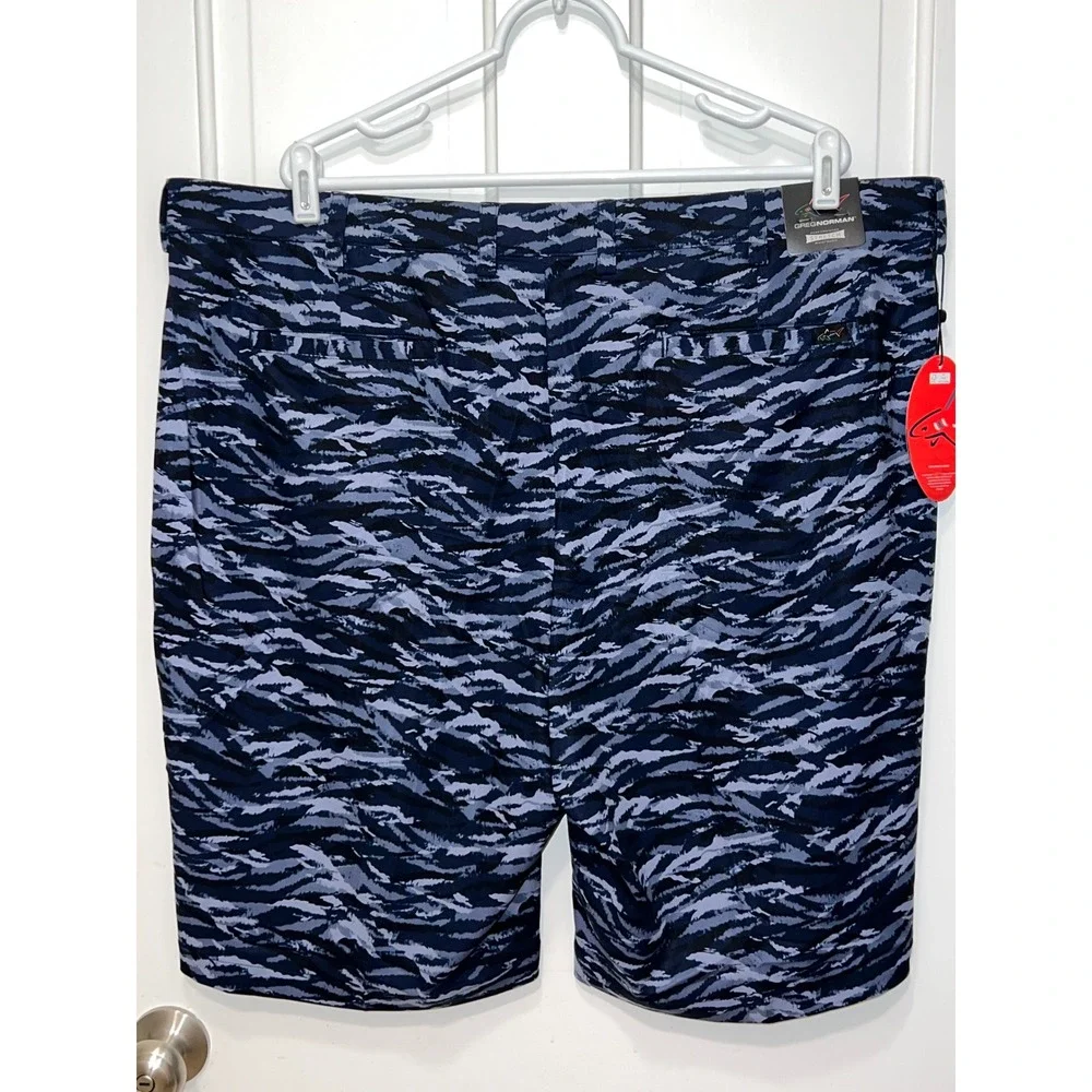 Greg Norman Mens ML75 Microlux Golf Shorts Navy Tiger Camo G7PRH330 Size 44 NWT